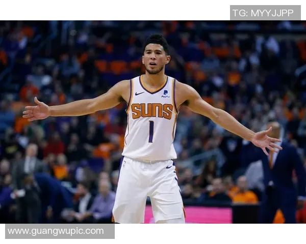 布克评论火箭五高阵容称其为模仿者联盟若成功其他球队将纷纷效仿