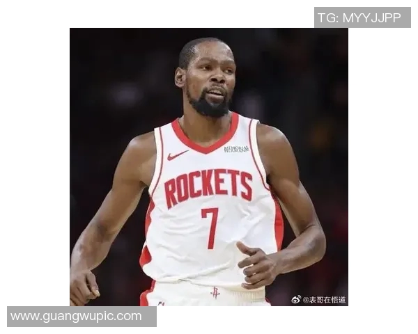 杜兰特称赞小贾巴里每次盖帽都是球队的关键时刻展现出色防守能力