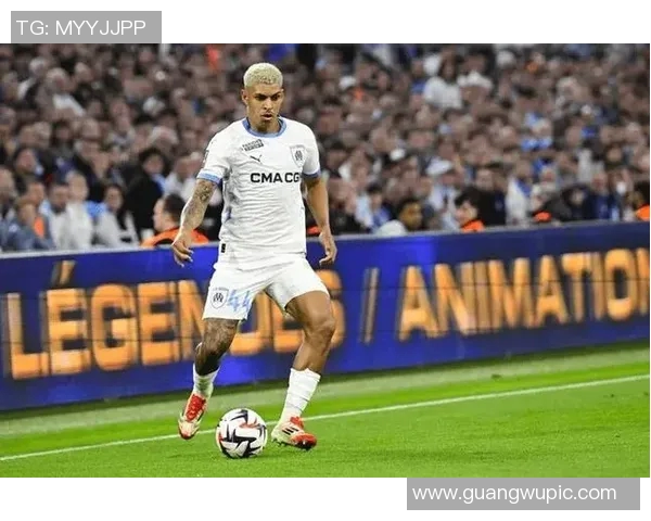 巴西右后卫恩里克心系球队胜利愿以进球换取胜利感到失望