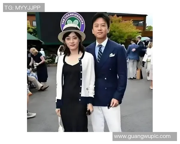 弗兰克赛后与莫耶斯共饮解压同行者理解彼此的心情 弗兰克赛后与莫耶斯共饮解压同行者理解彼此的心情