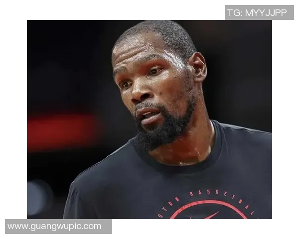 杜兰特薪资逐年攀升生涯多队效力场均得分始终稳定在25以上 杜兰特薪资逐年攀升生涯多队效力场均得分始终稳定在25以上