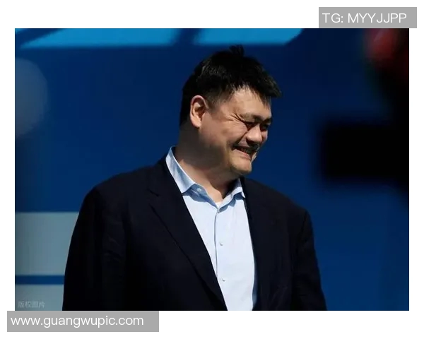 姚明创历史：25年前今日单场38分且命中率百分百的传奇时刻