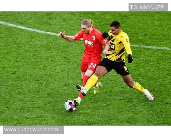 多特蒙德火力全开欧冠赛季连续三场狂轰四球展现强劲攻击力 多特蒙德火力全开欧冠赛季连续三场狂轰四球展现强劲攻击力