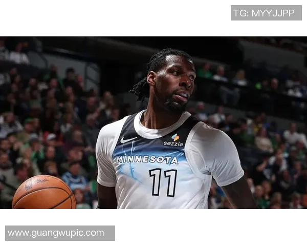 里德强调自信心对年轻人成长的重要性助力球队做出正确决策