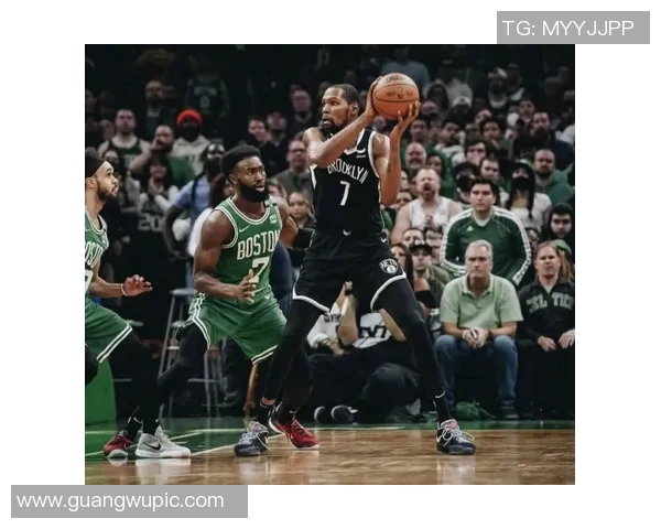 乌度卡谈杜兰特的重要性:逆境中他的存在是球队的奢侈品 乌度卡谈杜兰特的重要性:逆境中他的存在是球队的奢侈品