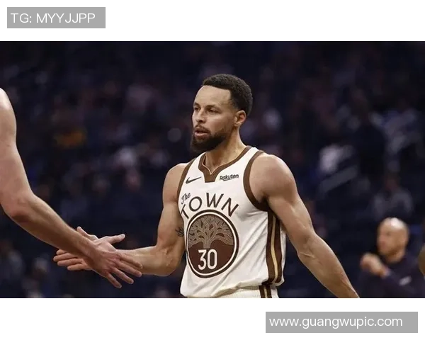 库里回顾雄鹿比赛表现称勇士也经历过类似爆发时刻