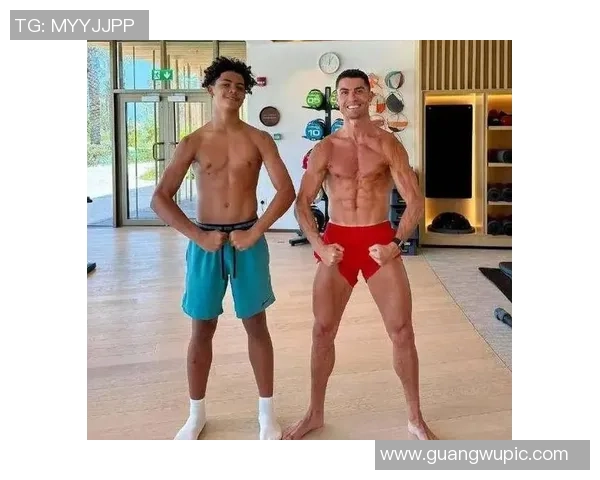 迷你罗首次亮相葡萄牙U16国家队将参加月底联合会杯赛事