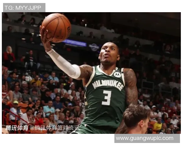 小波特高效表现半场8中6三分命中率出色贡献14分3篮板2助攻