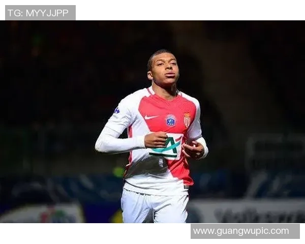 姆巴佩对摩纳哥表现惊艳15场比赛参与20球创本世纪新高 姆巴佩对摩纳哥表现惊艳15场比赛参与20球创本世纪新高